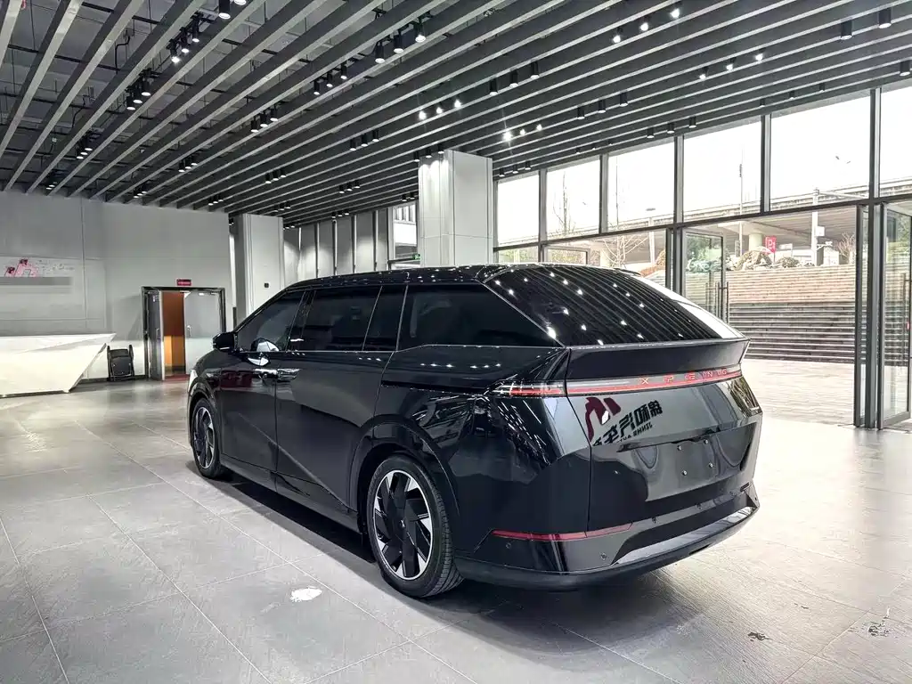 Xpeng X9 2024 640 four-wheel drive high performance Max купить на сайте DeffCars