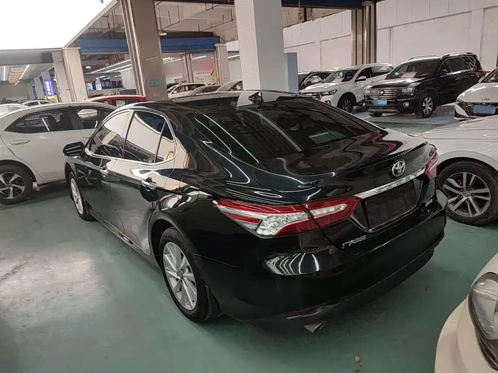 Camry 2021 2.0G Deluxe Edition купить на сайте DeffCars