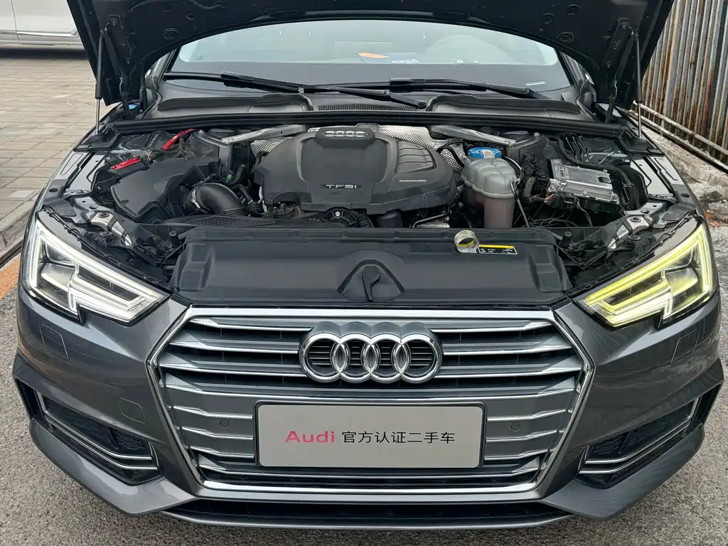 Audi A4L 2018 30th Anniversary Model 40 TFSI Fashion Model купить на сайте DeffCars