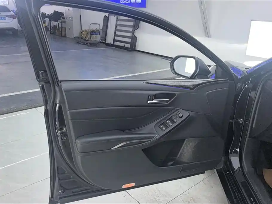Asia Dragon 2019 2.0L XLE Exclusive Edition National VI купить на сайте DeffCars