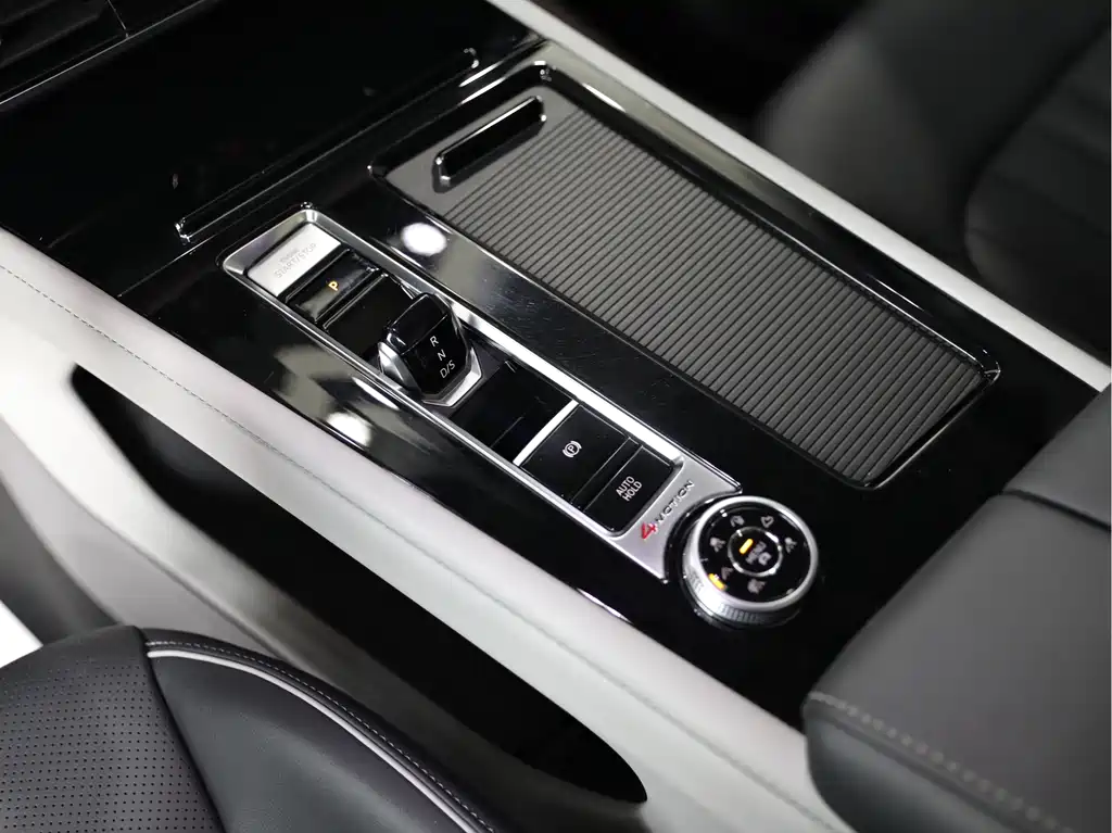 Touron 2022 380TSI four-wheel drive luxury version купить на сайте DeffCars