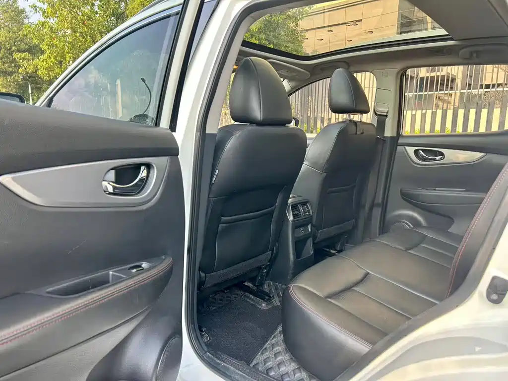 Qashqai 2021 2.0L CVT Luxury Pilot Edition купить на сайте DeffCars