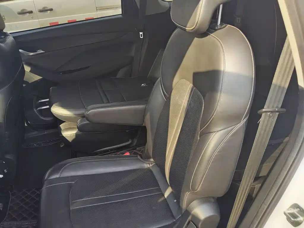 Baojun 360 2018 1.5L automatic elite model National V купить на сайте DeffCars