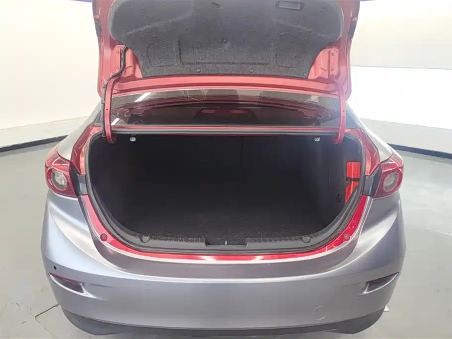 Mazda3 Angkesela 2019 Cloud Control Edition Sedan 1.5L Automatic Luxury Type National V купить на сайте DeffCars