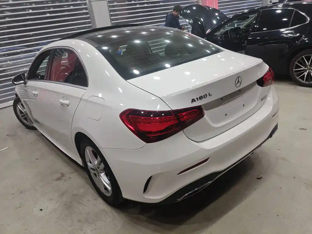 Mercedes-Benz A-Class 2023 A 180 L купить на сайте DeffCars