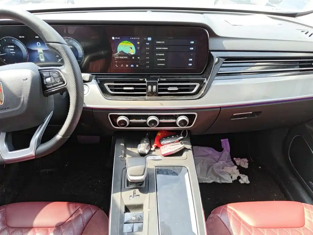 Hongqi HS5 2023 2.0T Qixiang Pro version купить на сайте DeffCars