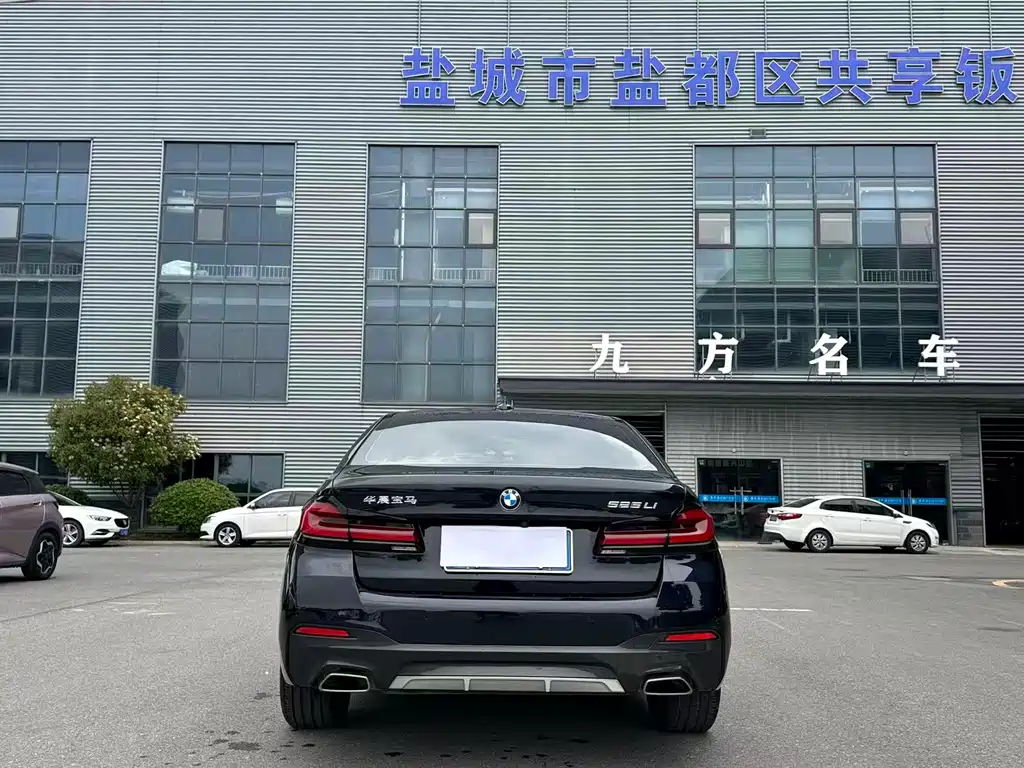 BMW 5 Series 2022 facelift 525Li M Sports Package купить на сайте DeffCars