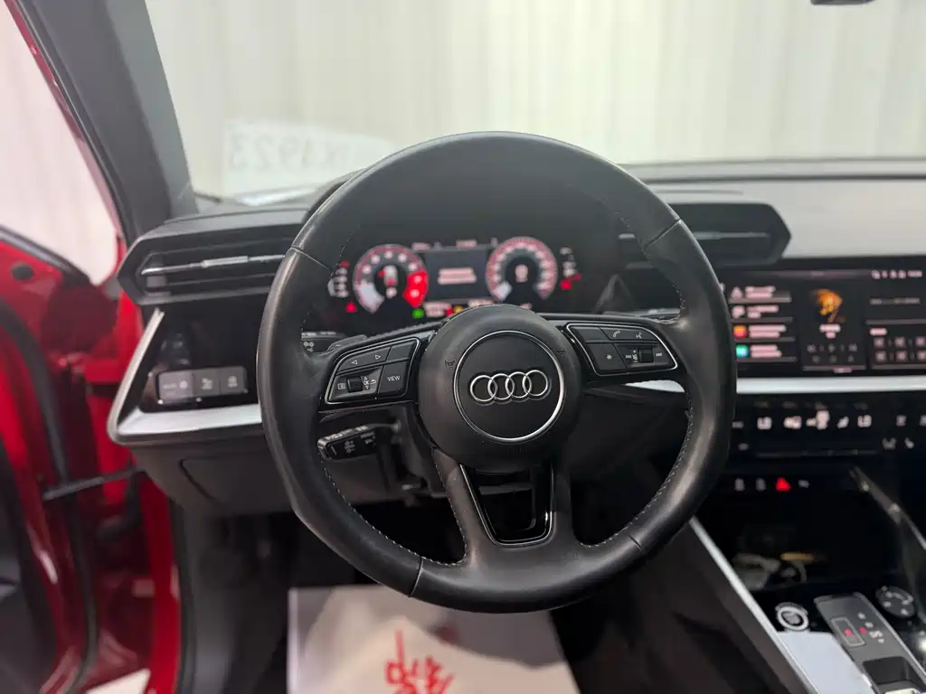 Audi A3 2022 A3L Limousine 35 TFSI Fashion Sporty купить на сайте DeffCars