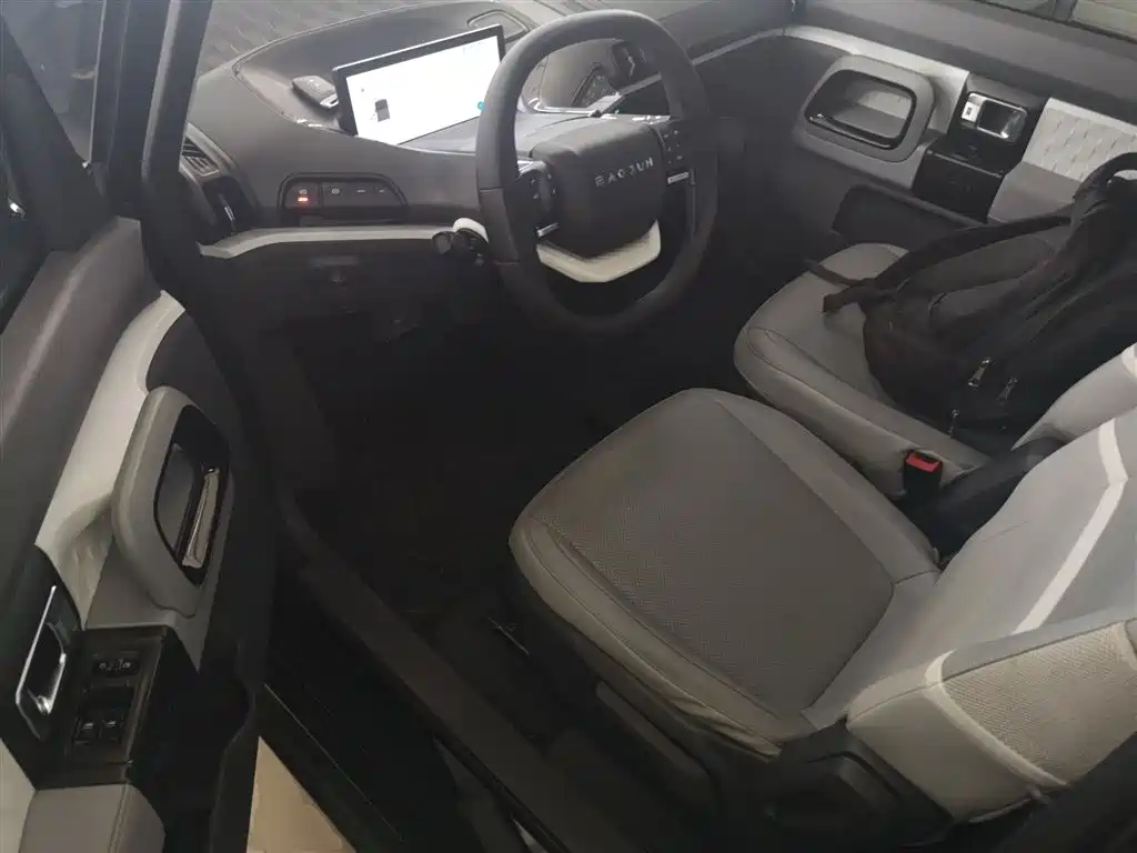 Baojun KiWi EV 2022 Artist’s Light Edition Lithium Iron Phosphate купить на сайте DeffCars