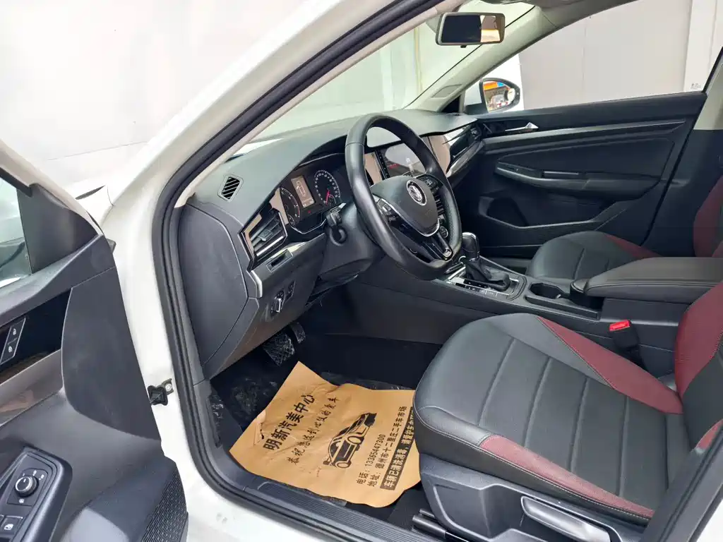 Bora 2019 1.5L automatic luxury model купить на сайте DeffCars