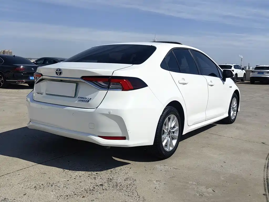 Corolla 2024 1.8L Intelligent Electric Hybrid Dual Engine Elite Edition купить на сайте DeffCars
