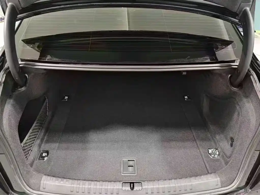 Audi A6L 2024 45 TFSI Premium Dynamic Model купить на сайте DeffCars