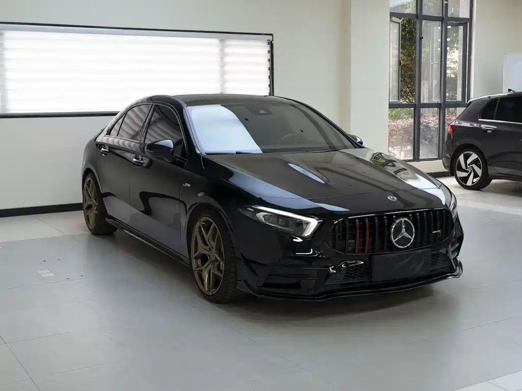 Mercedes-Benz A-Class AMG 2022 AMG A 35 L 4MATIC купить на сайте DeffCars