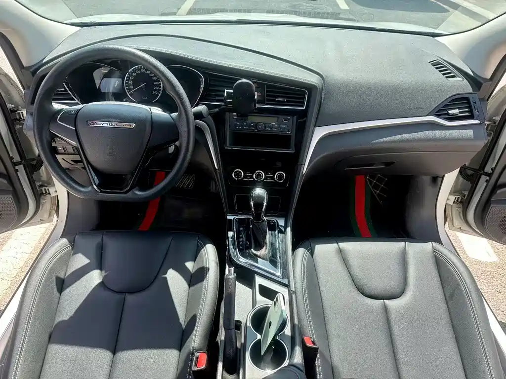 Venucia D60 2021 1.6L XE CVT Smooth Edition купить на сайте DeffCars