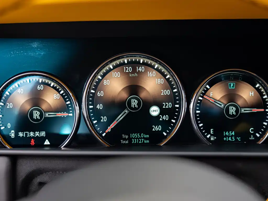 Cullinan 2018 five-seater version купить на сайте DeffCars