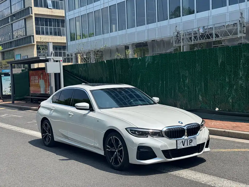 BMW 3 Series 2022 325i M Sports Package купить на сайте DeffCars