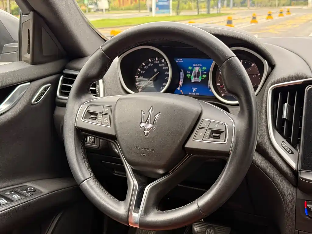 Ghibli 2019 3.0T Standard Edition National V купить на сайте DeffCars