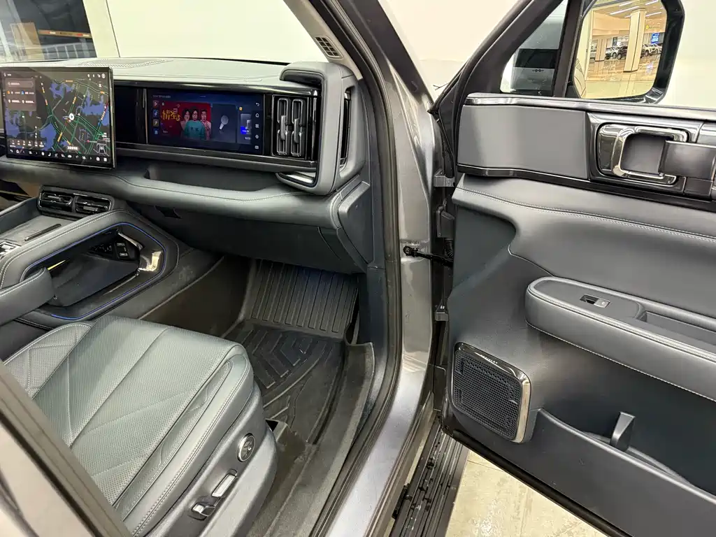 Leopard 5 2025 Yunnan Laser Qiankun Smart Driving Edition купить на сайте DeffCars