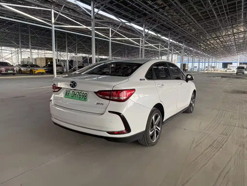 Beijing EU5 2018 R550 Smart Edition купить на сайте DeffCars