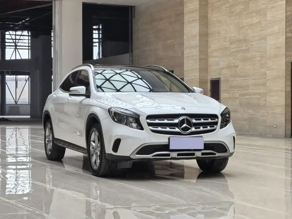 Mercedes-Benz GLA 2018 GLA 200 Dynamic купить на сайте DeffCars