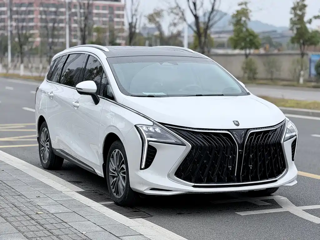 Fengxing Yacht 2022 1.5T DCT Wave Chasing Edition купить на сайте DeffCars