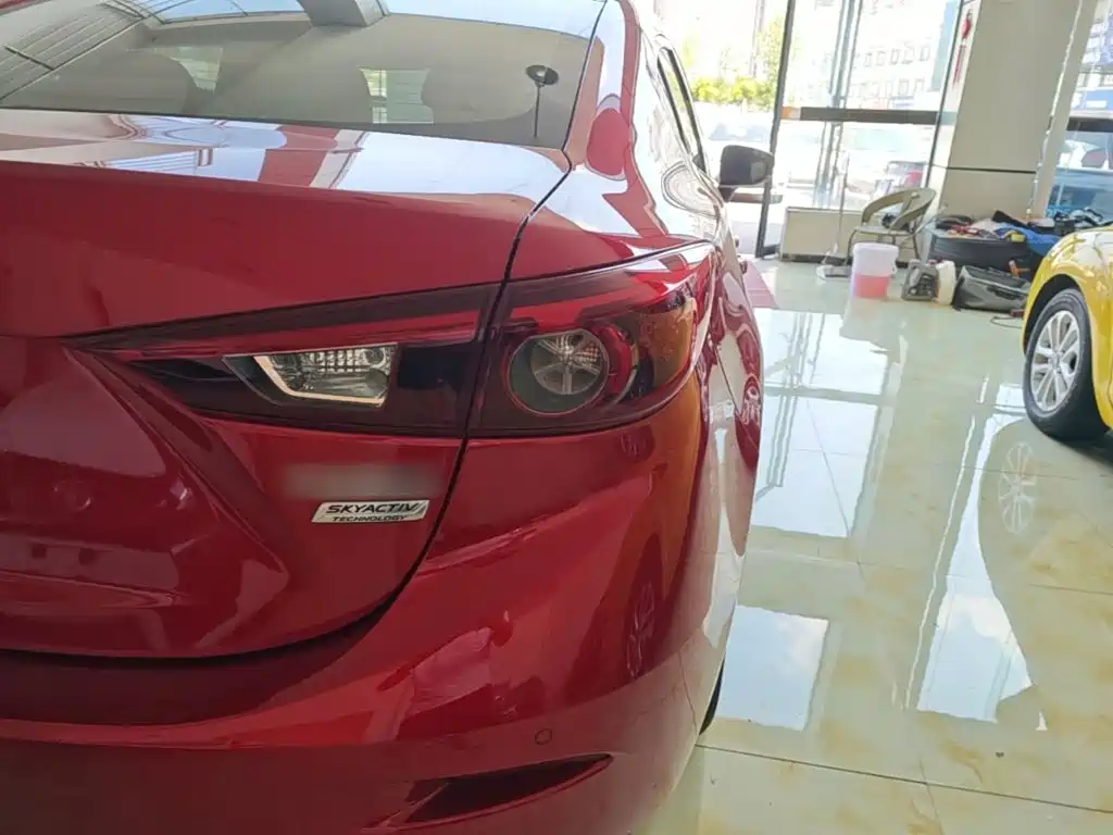 Mazda Axela 2017 Three-Car 1.5L Automatic Luxury Country V купить на сайте DeffCars