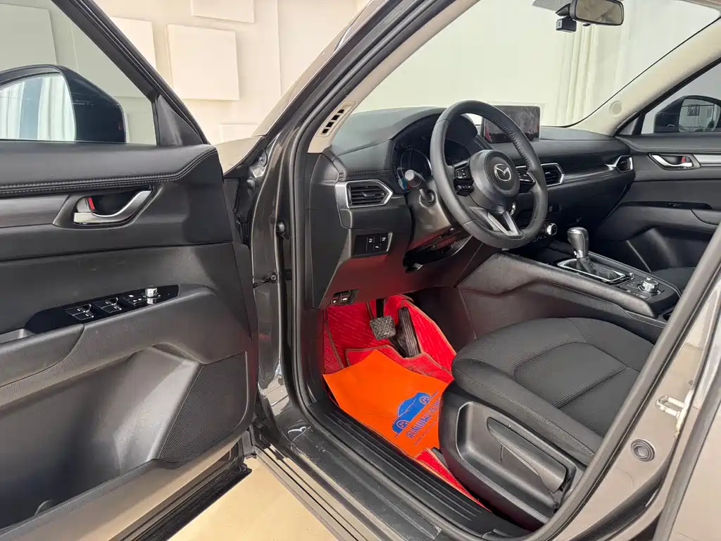 Mazda CX-5 2022 2.0L automatic two-wheel drive smart model купить на сайте DeffCars