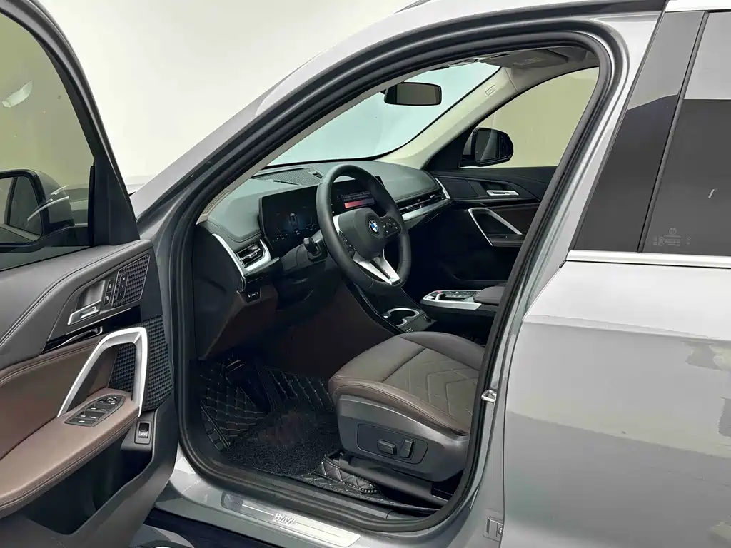 BMW X1 2023 sDrive20Li X Design Package купить на сайте DeffCars