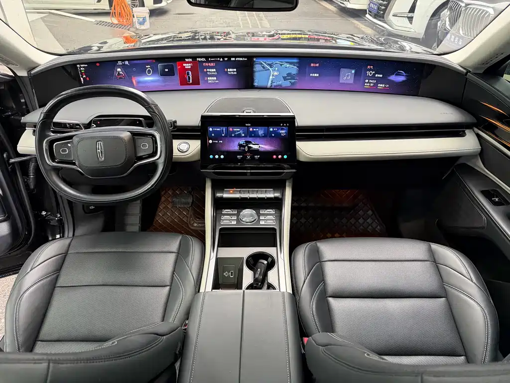 Voyager 2023 2.0T four-wheel drive exclusive edition купить на сайте DeffCars