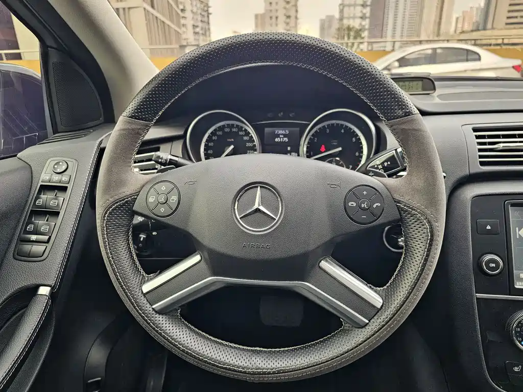 Mercedes-Benz R-Class 2017 R 320 4MATIC Business Edition купить на сайте DeffCars