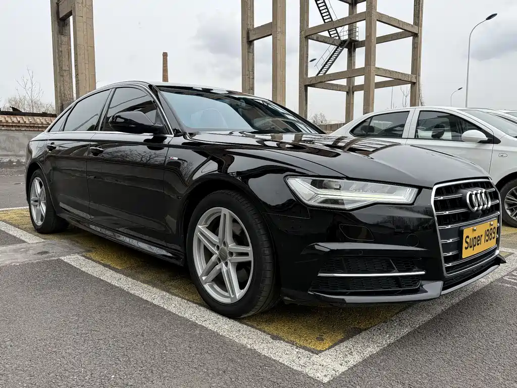 Audi A6L 2018 30th Anniversary Model 30 FSI Fashion Model купить на сайте DeffCars