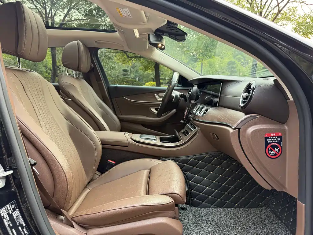 Mercedes-Benz E-Class 2022 E 260 L купить на сайте DeffCars