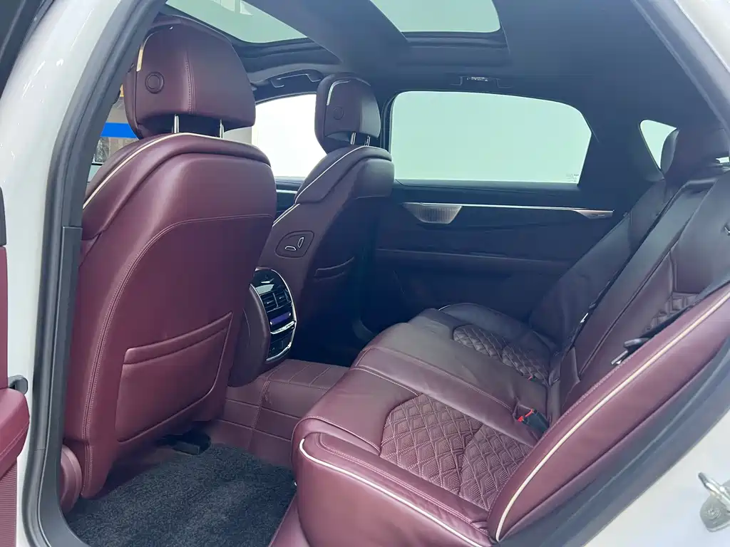 Cadillac CT6 2023 28T Platinum Type купить на сайте DeffCars