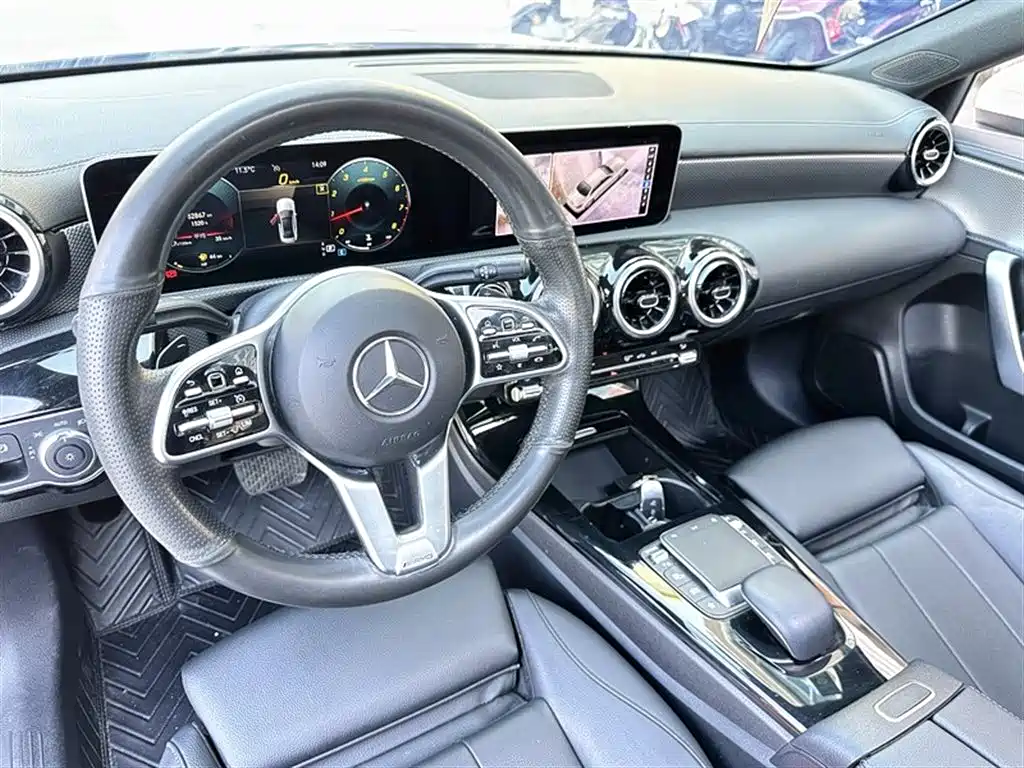 Mercedes-Benz A-Class 2020 Model Two A 180 L Sports Sedan купить на сайте DeffCars