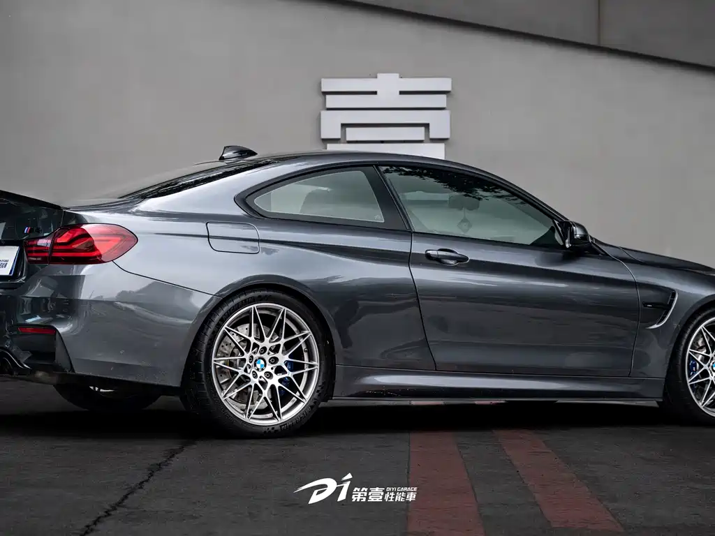 BMW M4 2019 M4 Coupe Racing Edition купить на сайте DeffCars