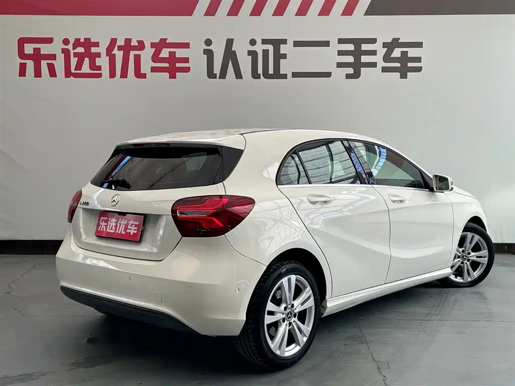 Mercedes-Benz A-Class (imported) 2016 A 200 Dynamic купить на сайте DeffCars