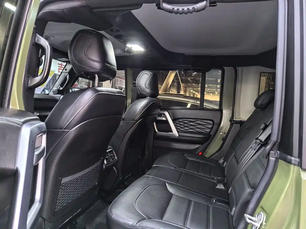 Beijing Off-Road BJ40 2023 2.0D Automatic Four-wheel Drive Blade Hero Edition Knight Type купить на сайте DeffCars