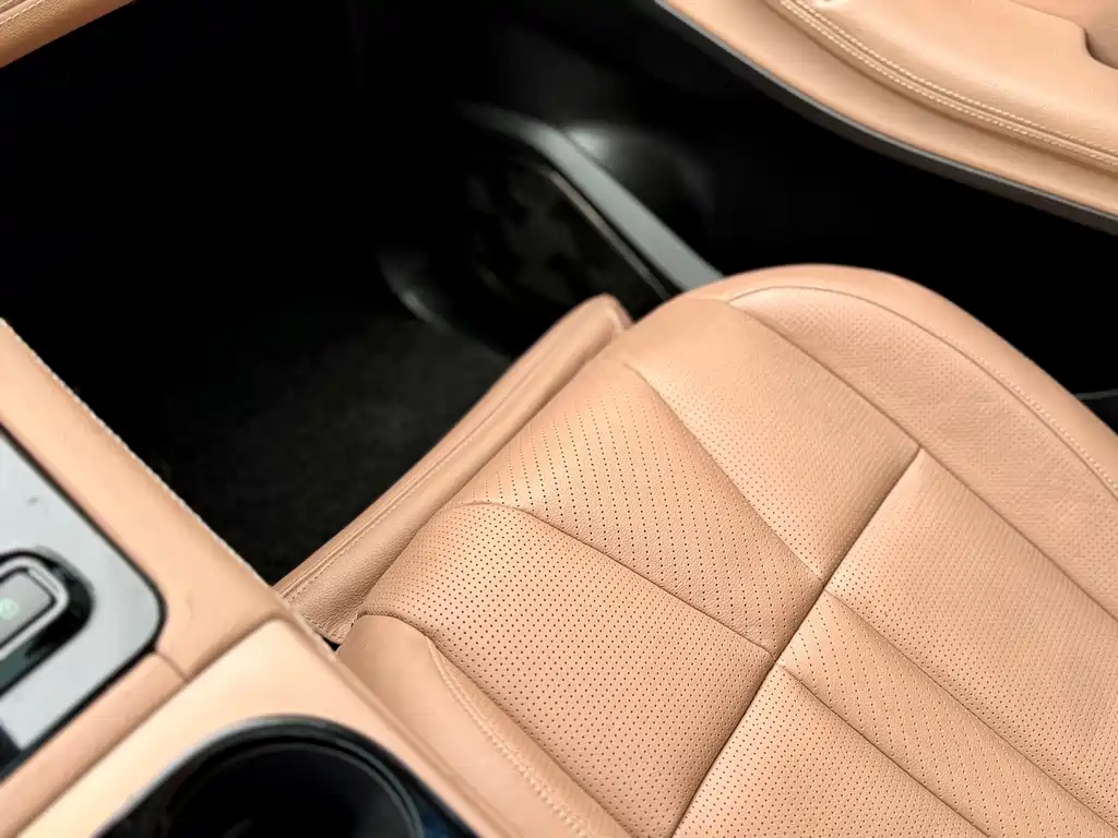 NIO ES8 2020 485KM six-seater version купить на сайте DeffCars