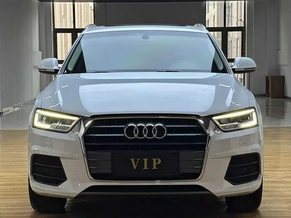Audi Q3 2018 30th Anniversary Model 35 TFSI Fashion Model купить на сайте DeffCars