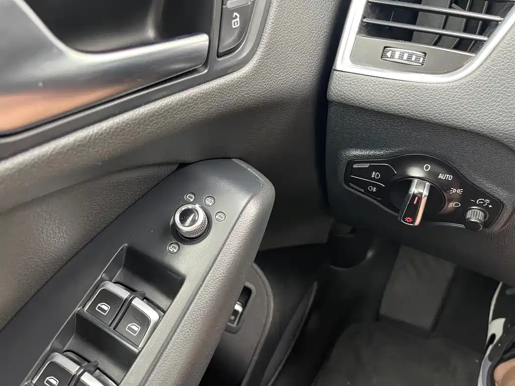 Audi Q5 2013 40 TFSI comfort type купить на сайте DeffCars