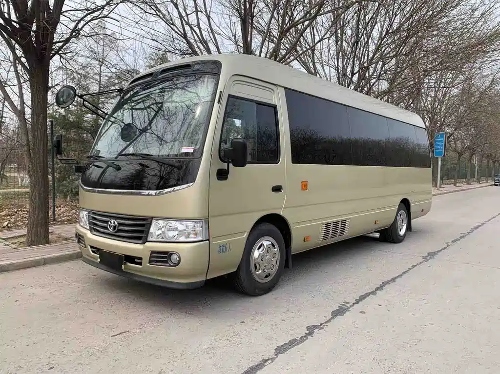 Coaster 2019 4.0L luxury car GRB53L-ZCMEK 20-seat 9GR купить на сайте DeffCars
