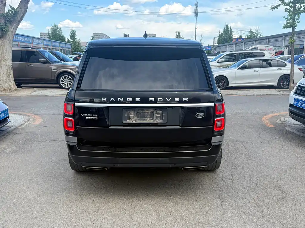 Range Rover 2019 3.0 SC V6 Legendary Extended Edition купить на сайте DeffCars