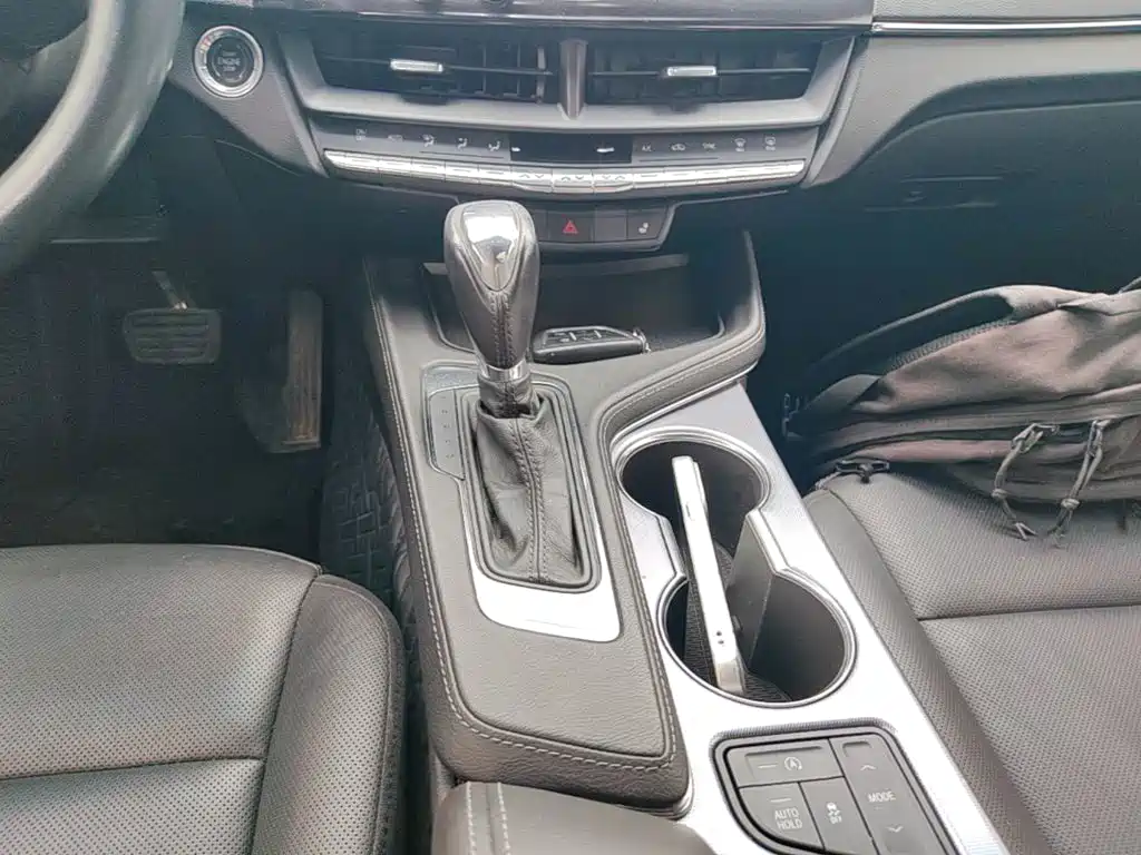 Cadillac CT4 2022 28T luxury model купить на сайте DeffCars