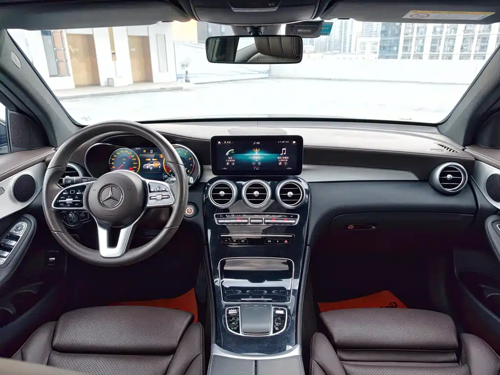 Mercedes-Benz GLC 2020 facelift GLC 260 L 4MATIC dynamic купить на сайте DeffCars