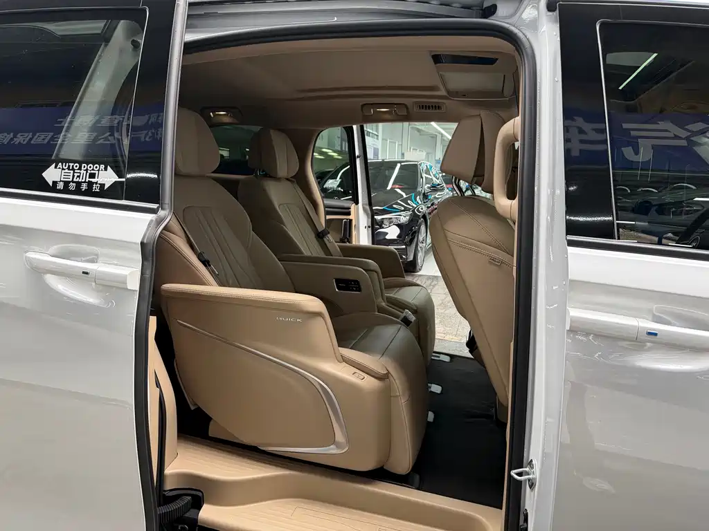 Buick GL8 New Energy 2025 Lu Shang Exclusive Edition 7 Seats купить на сайте DeffCars