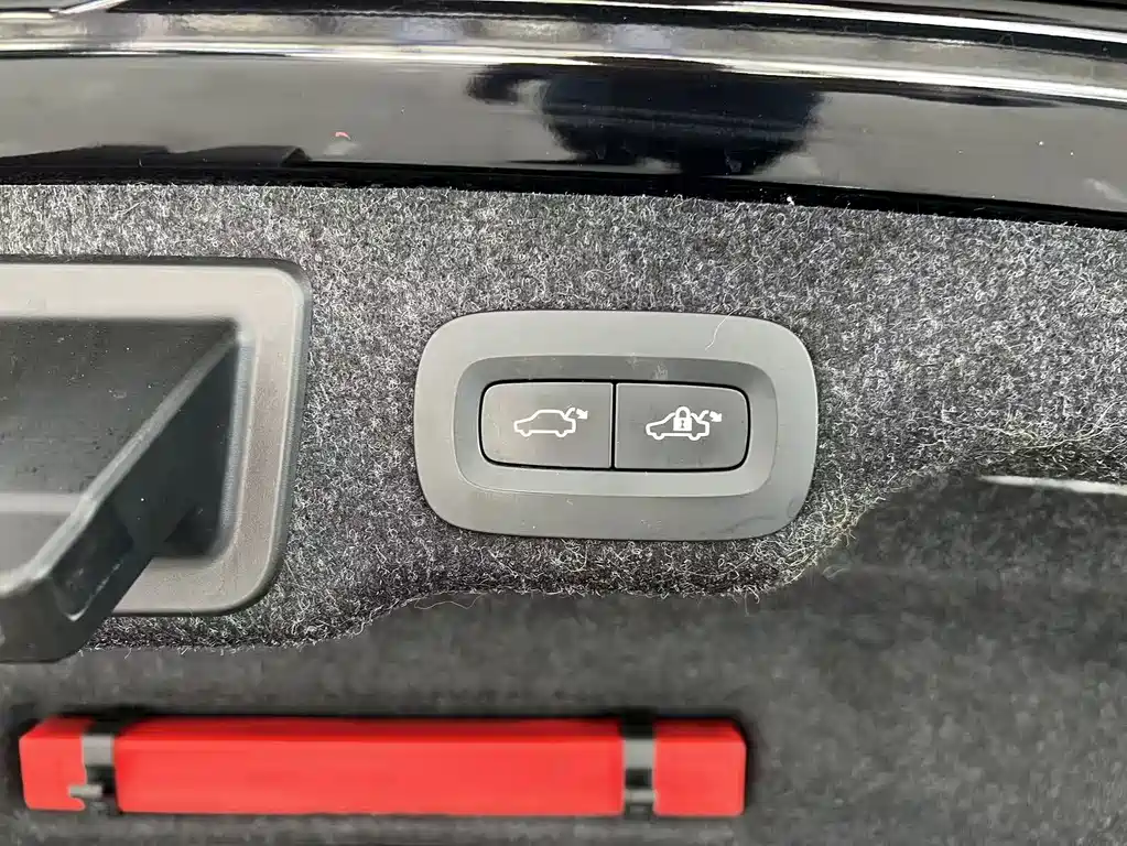 Volvo S90 2024 B5 Zhiyuan Luxury Edition купить на сайте DeffCars