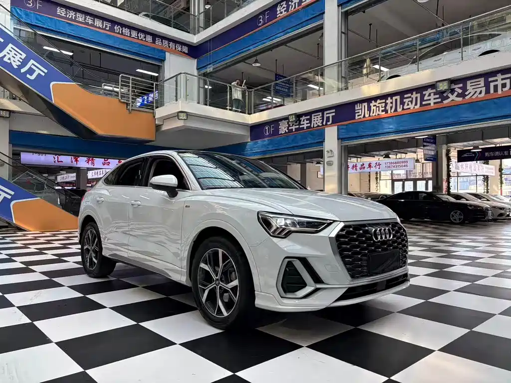 Audi Q3 Sportback 2020 40 TFSI Fashion купить на сайте DeffCars
