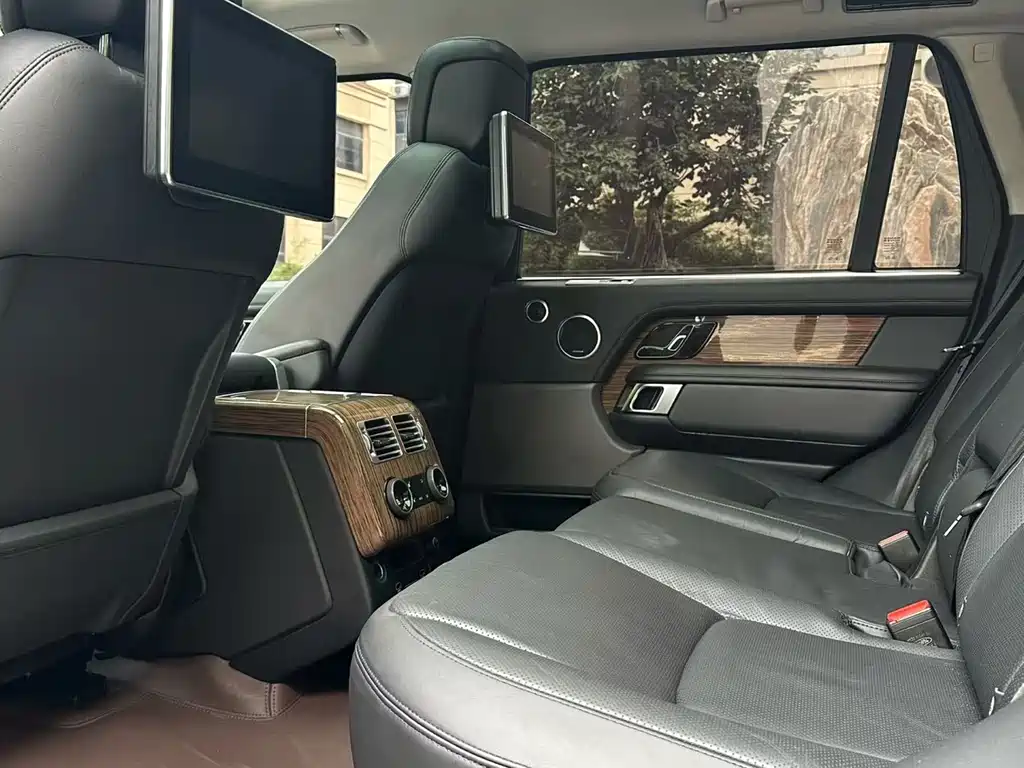 Range Rover 2019 3.0 SC V6 Legendary Extended Edition купить на сайте DeffCars