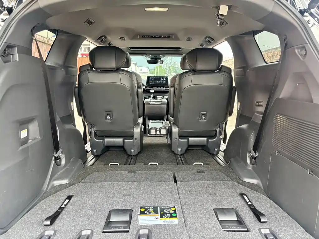 SIENNA 2024 2.5L hybrid four-wheel drive premium version купить на сайте DeffCars
