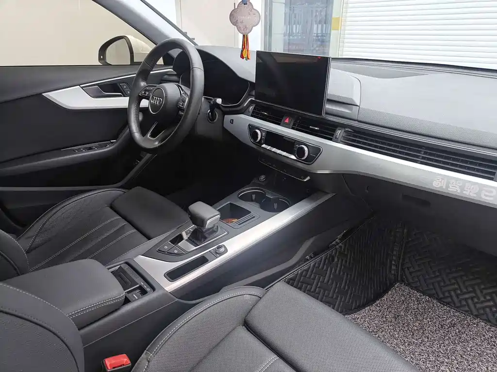 Audi A4L 2020 40 TFSI Fashionable and Dynamic купить на сайте DeffCars